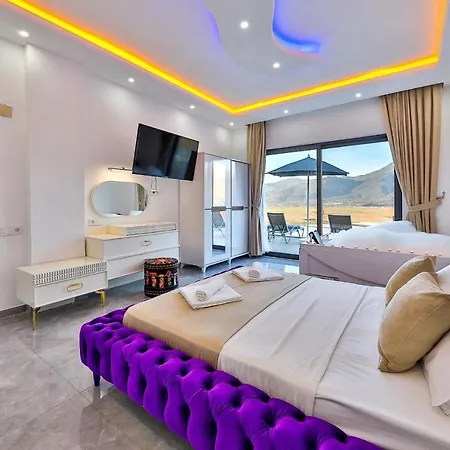 Rolief Hotel Kaş
